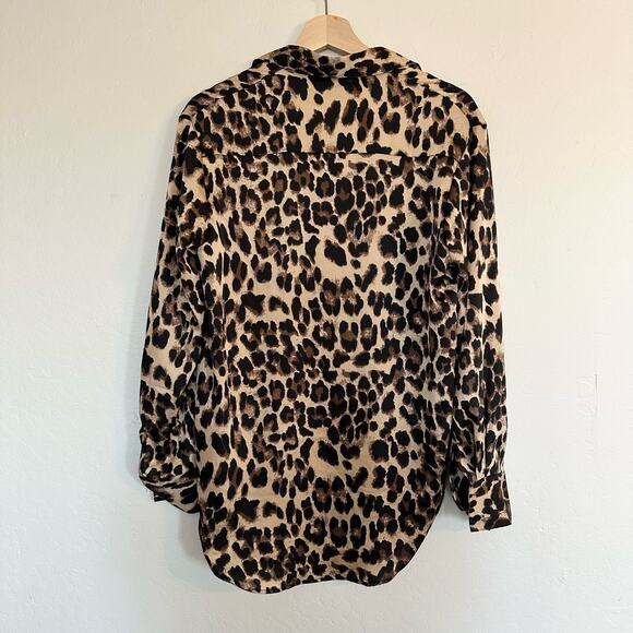 Nasty Gal Cheetah Print Button Up Blouse Size 6 - Picture 2 of 7